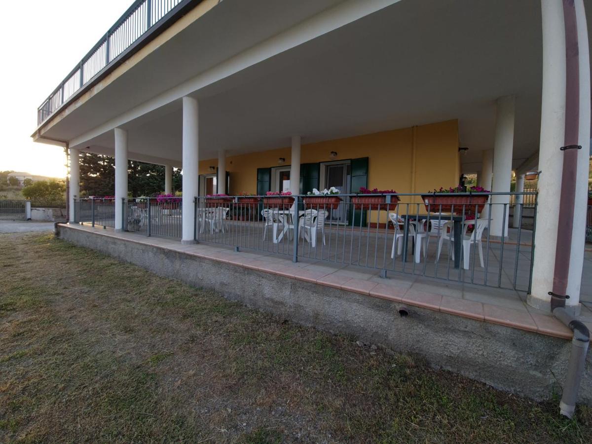B&B La Petrosa Frascineto Εξωτερικό φωτογραφία